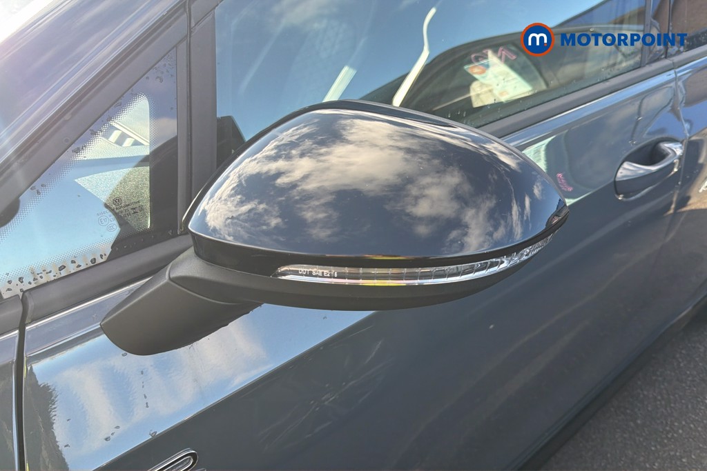 Volkswagen Golf Black Edition Manual Petrol Hatchback - Stock Number (1673583) - 19th supplementary image