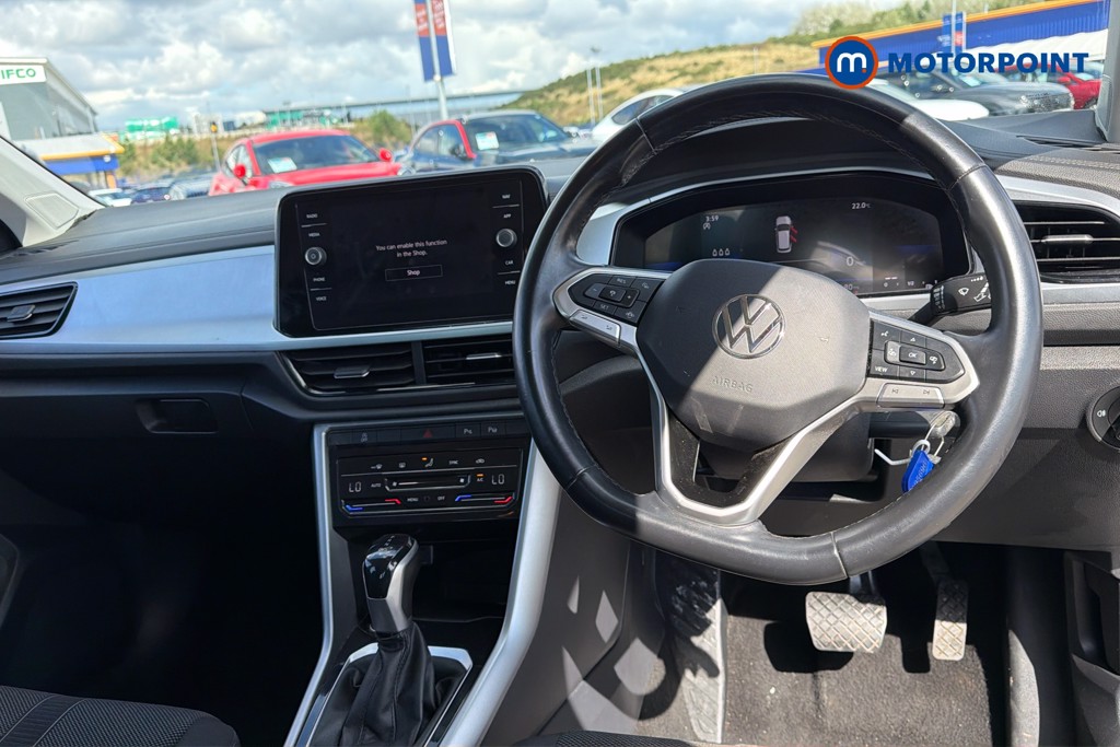 Volkswagen T-Roc Life Automatic Petrol SUV - Stock Number (1673598) - 2nd supplementary image