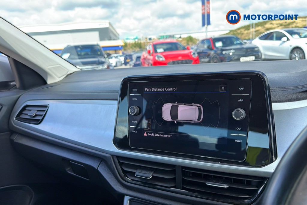 Volkswagen T-Roc Life Automatic Petrol SUV - Stock Number (1673598) - 13th supplementary image