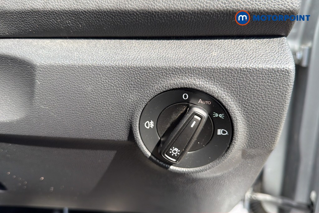 Volkswagen T-Roc Life Automatic Petrol SUV - Stock Number (1673598) - 18th supplementary image
