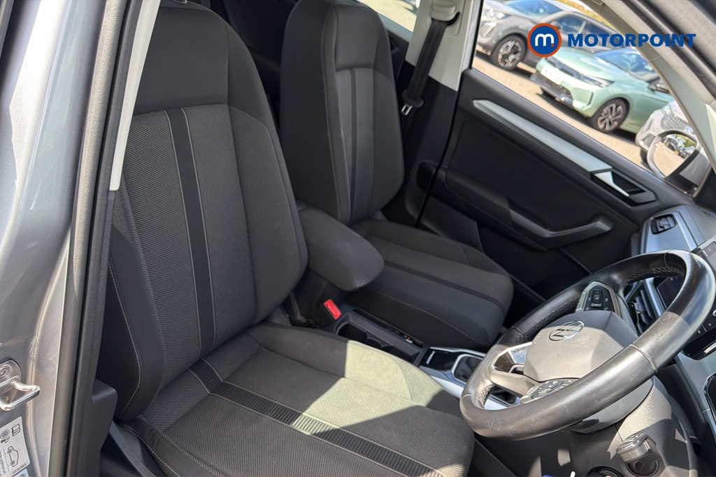 Volkswagen T-Roc Life Automatic Petrol SUV - Stock Number (1673598) - 22nd supplementary image