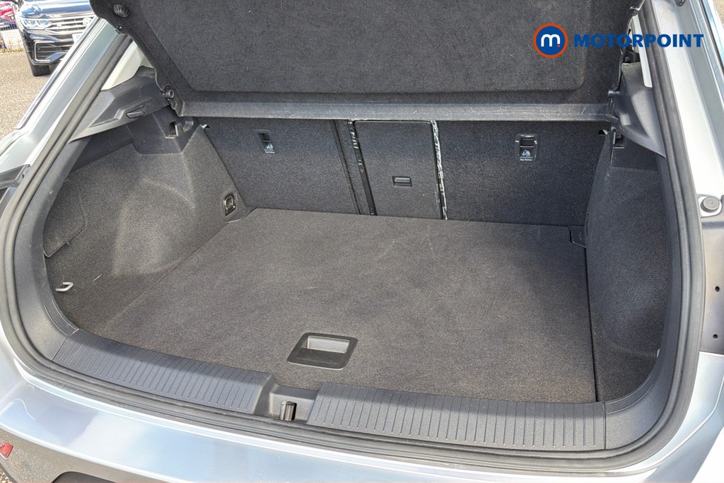 Volkswagen T-Roc Life Automatic Petrol SUV - Stock Number (1673598) - 33rd supplementary image