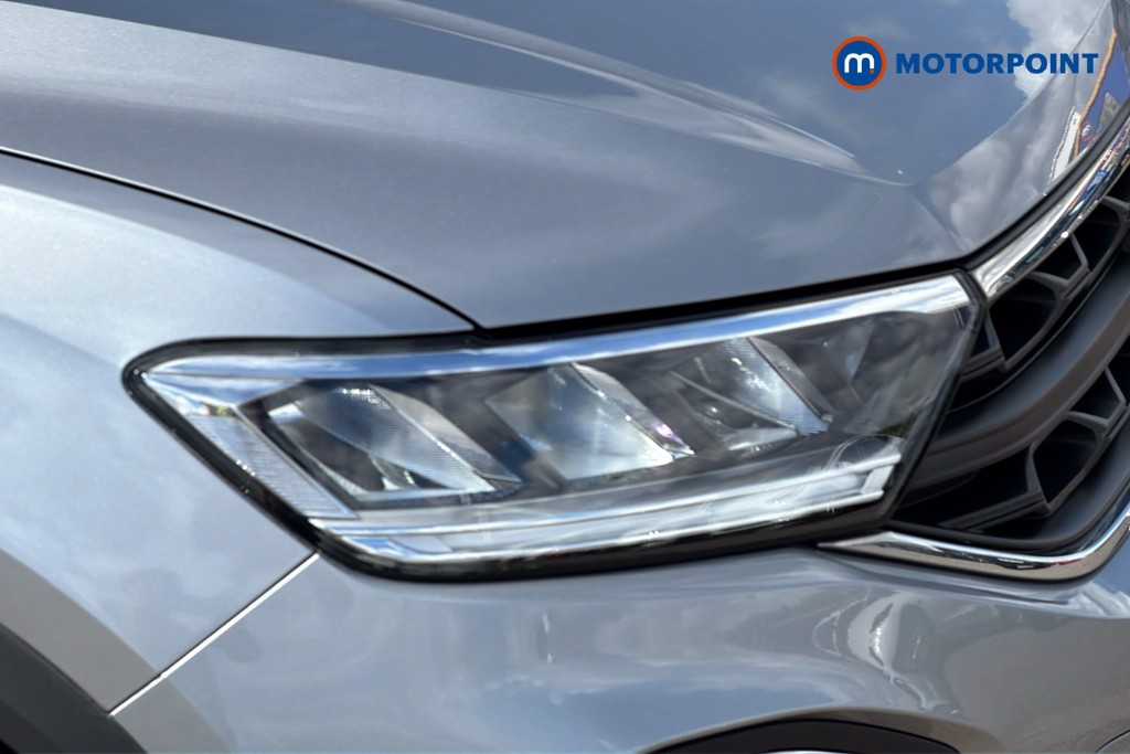 Volkswagen T-Roc Life Automatic Petrol SUV - Stock Number (1673598) - 44th supplementary image