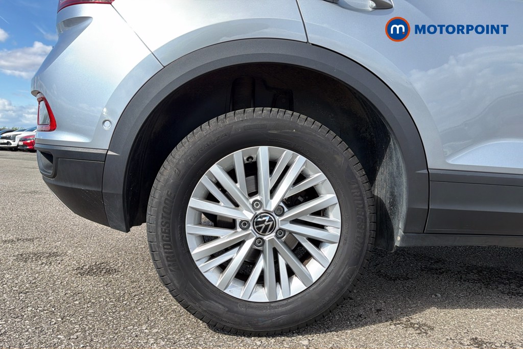 Volkswagen T-Roc Life Automatic Petrol SUV - Stock Number (1673598) - 49th supplementary image
