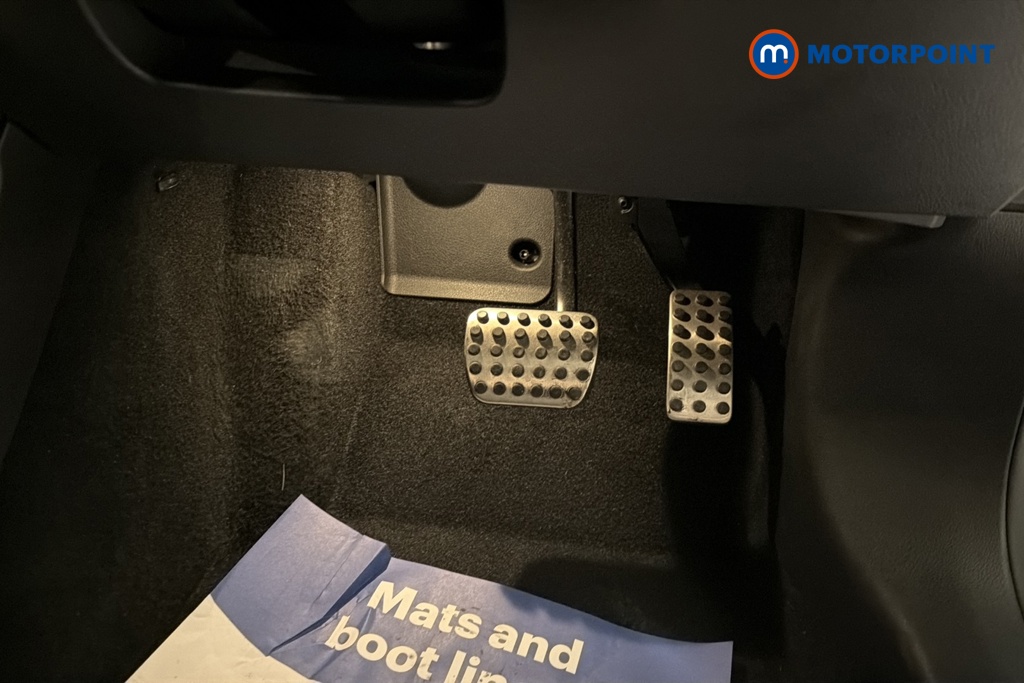 Mercedes-Benz A Class Amg Line Automatic Petrol Hatchback - Stock Number (1673691) - 24th supplementary image