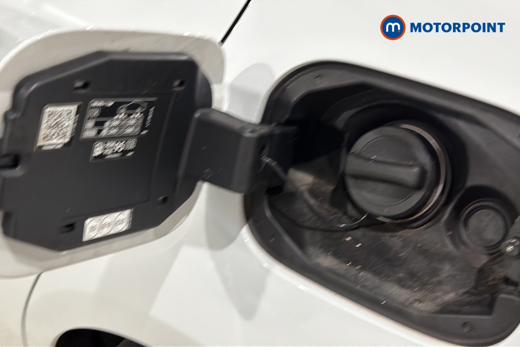 Mercedes-Benz A Class Amg Line Automatic Petrol Hatchback - Stock Number (1673691) - 41st supplementary image