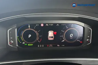 Volkswagen Tiguan R-Line Automatic Petrol Plug-In Hybrid SUV - Stock Number (1673890) - 7th supplementary image