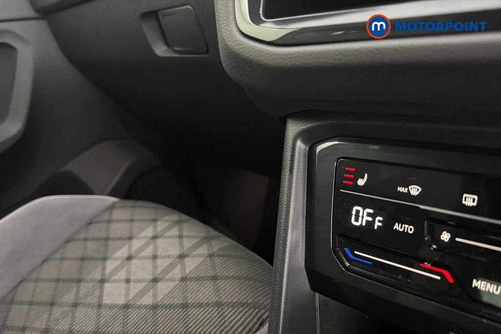 Volkswagen Tiguan R-Line Automatic Petrol Plug-In Hybrid SUV - Stock Number (1673890) - 14th supplementary image