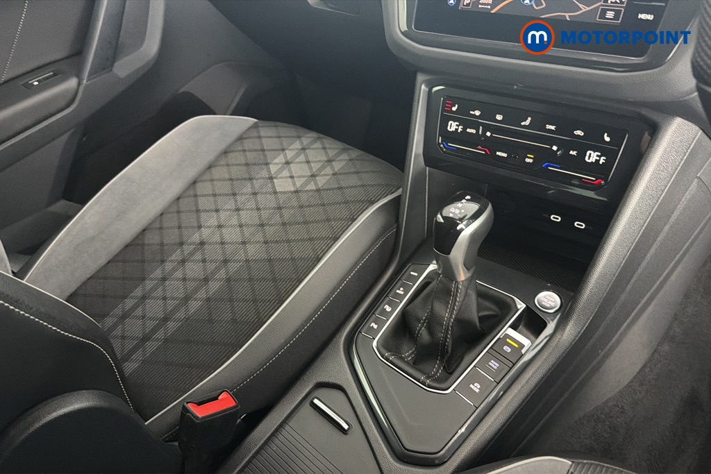 Volkswagen Tiguan R-Line Automatic Petrol Plug-In Hybrid SUV - Stock Number (1673890) - 15th supplementary image
