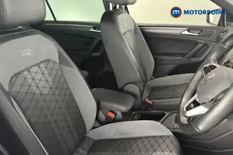 Volkswagen Tiguan R-Line Automatic Petrol Plug-In Hybrid SUV - Stock Number (1673890) - 22nd supplementary image