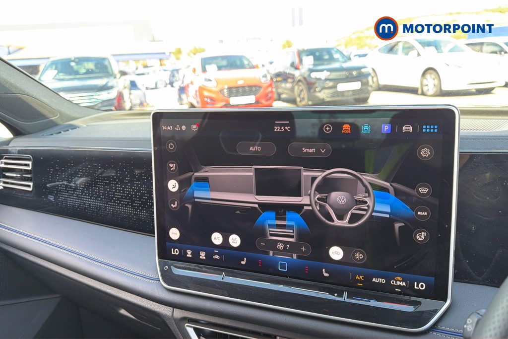 Volkswagen Tiguan R-Line Automatic Petrol Plug-In Hybrid SUV - Stock Number (1673892) - 12th supplementary image