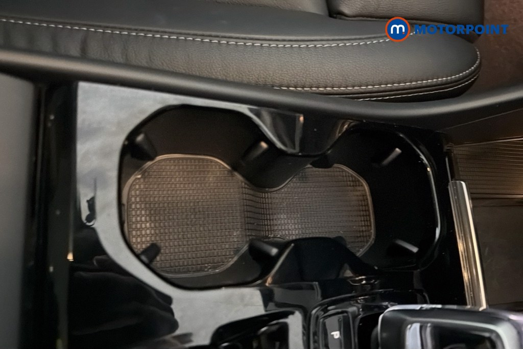 Volvo Xc40 Plus Automatic Petrol SUV - Stock Number (1673896) - 15th supplementary image