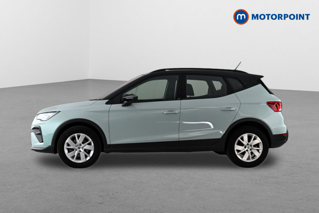 Seat Arona SE Manual Petrol SUV - Stock Number (1673974) - Passenger side front corner