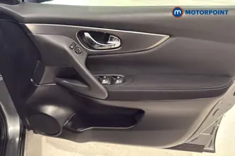 Nissan Qashqai N-Connecta Manual Petrol SUV - Stock Number (1674080) - 18th supplementary image