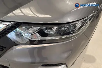 Nissan Qashqai N-Connecta Manual Petrol SUV - Stock Number (1674080) - 42nd supplementary image