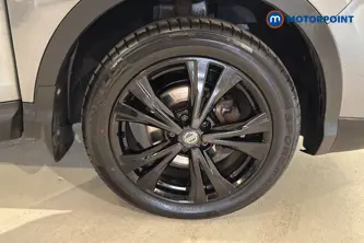 Nissan Qashqai N-Connecta Manual Petrol SUV - Stock Number (1674080) - 47th supplementary image