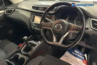 Nissan Qashqai N-Connecta Manual Petrol SUV - Stock Number (1674080) - 1st supplementary image