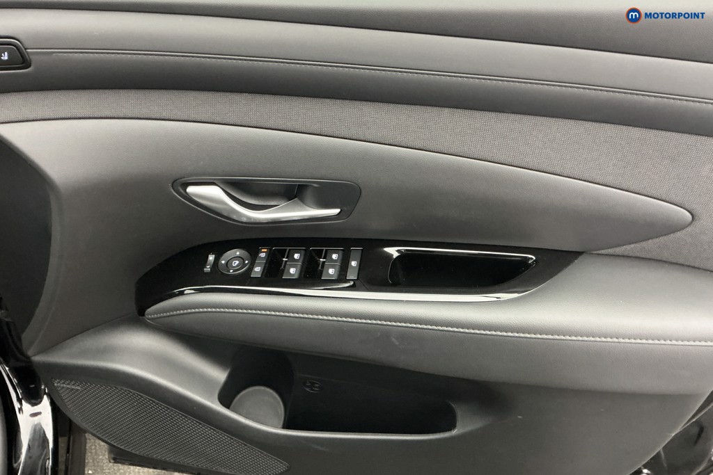 Hyundai Tucson Ultimate Automatic Petrol Plug-In Hybrid SUV - Stock Number (1674144) - 23rd supplementary image