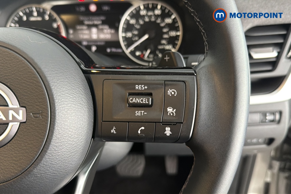 Nissan Qashqai Acenta Premium Automatic Petrol SUV - Stock Number (1674249) - 3rd supplementary image