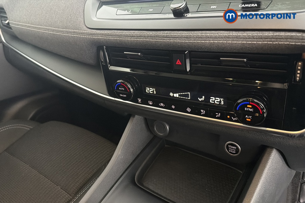 Nissan Qashqai Acenta Premium Automatic Petrol SUV - Stock Number (1674249) - 12th supplementary image