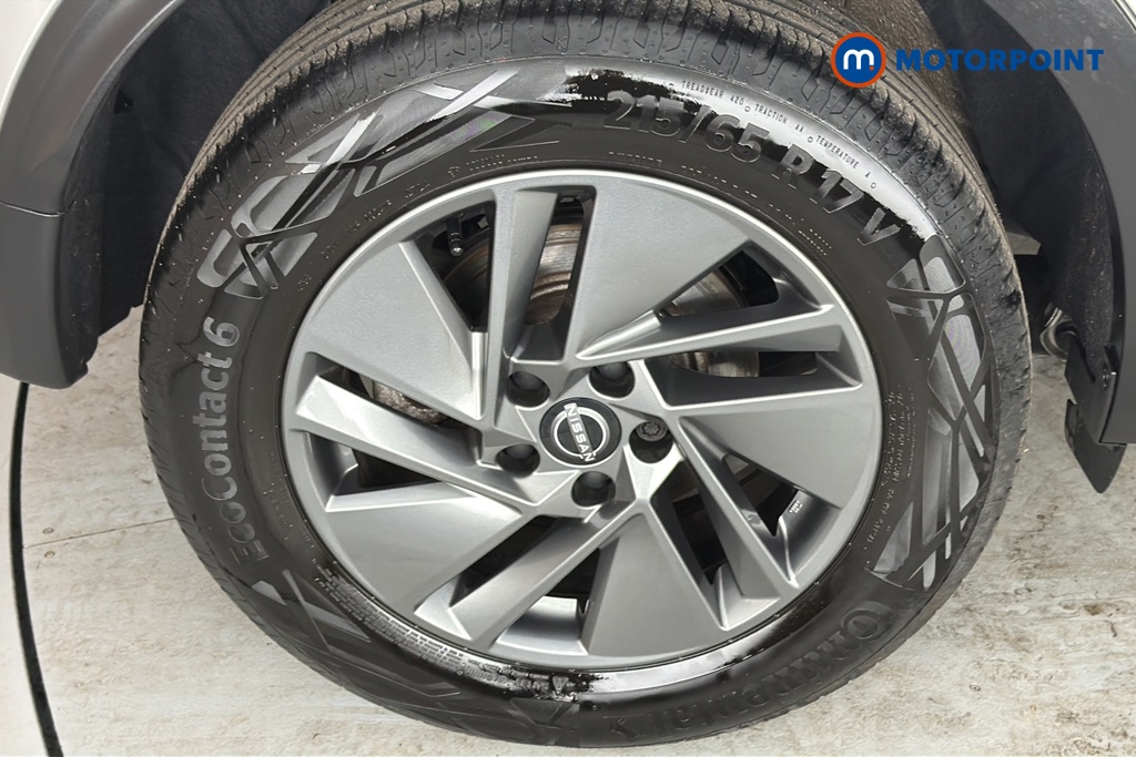 Nissan Qashqai Acenta Premium Automatic Petrol SUV - Stock Number (1674249) - 46th supplementary image