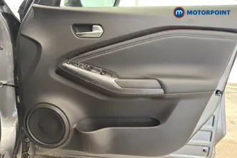 Nissan Juke Tekna Manual Petrol SUV - Stock Number (1674448) - 18th supplementary image