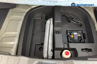 Nissan Juke Tekna Manual Petrol SUV - Stock Number (1674448) - 33rd supplementary image