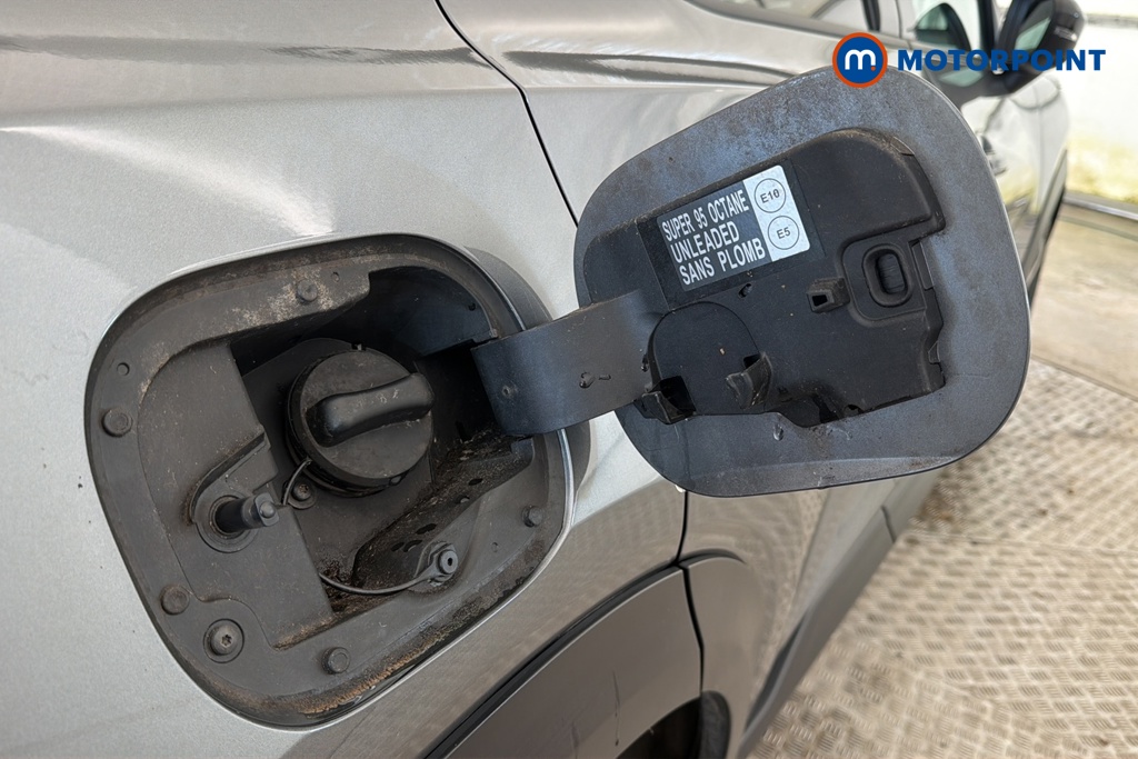 Nissan Juke Tekna Manual Petrol SUV - Stock Number (1674448) - 41st supplementary image