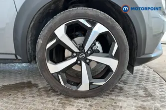 Nissan Juke Tekna Manual Petrol SUV - Stock Number (1674448) - 47th supplementary image