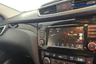 Nissan Qashqai Acenta Premium Manual Petrol SUV - Stock Number (1674465) - 9th supplementary image