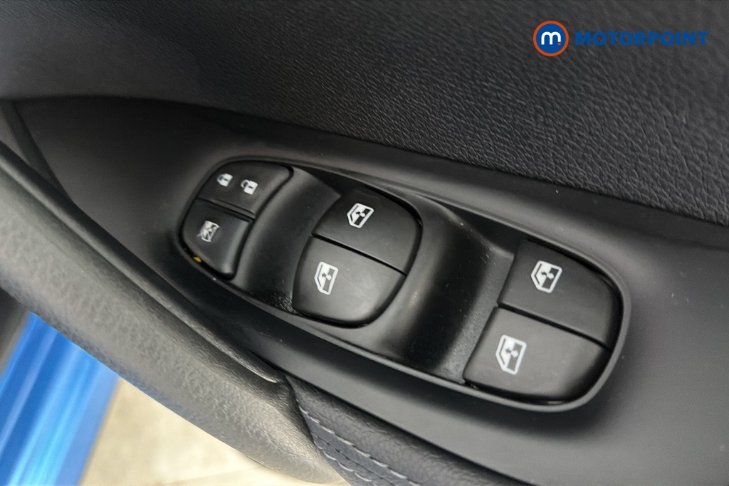 Nissan Qashqai Acenta Premium Manual Petrol SUV - Stock Number (1674465) - 19th supplementary image