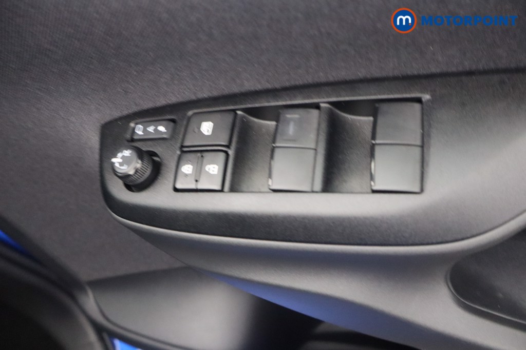 Toyota Yaris Premiere Edition Automatic Petrol-Electric Hybrid Hatchback - Stock Number (1674484) - 11th supplementary image