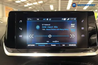 Peugeot 2008 Allure Premium-Plus Manual Petrol SUV - Stock Number (1674749) - 8th supplementary image