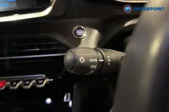 Peugeot 2008 Allure Premium-Plus Manual Petrol SUV - Stock Number (1674749) - 11th supplementary image