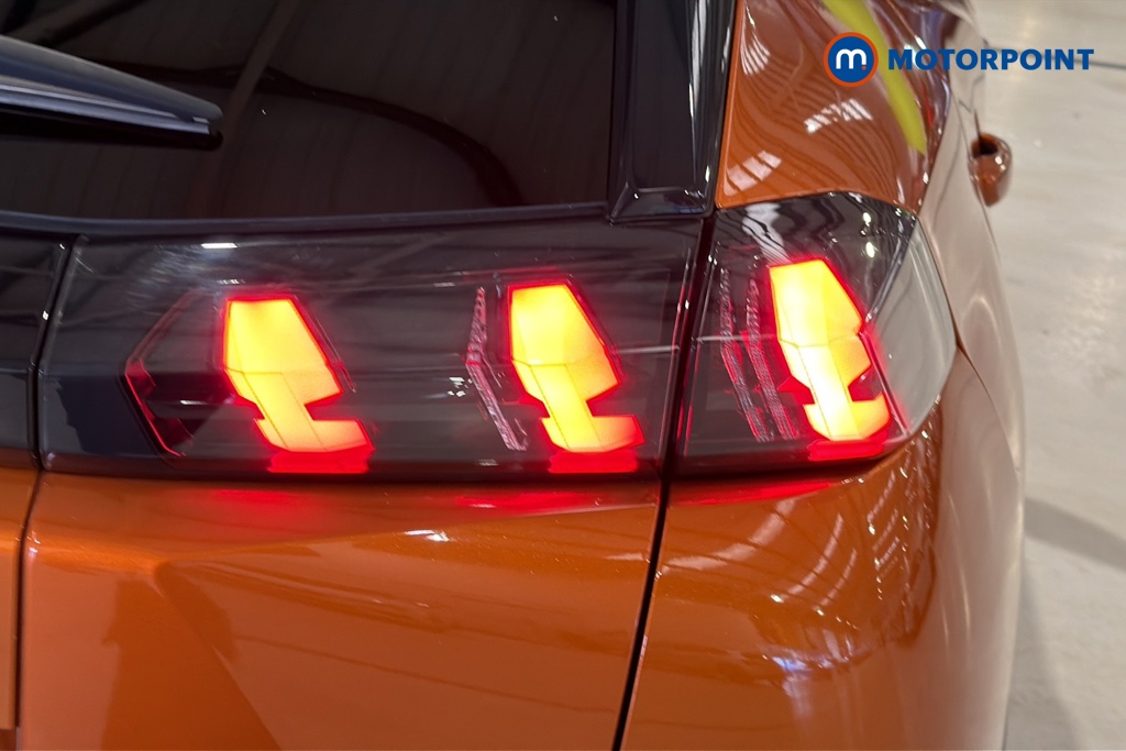 Peugeot 2008 Allure Premium-Plus Manual Petrol SUV - Stock Number (1674749) - 36th supplementary image