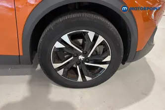 Peugeot 2008 Allure Premium-Plus Manual Petrol SUV - Stock Number (1674749) - 47th supplementary image