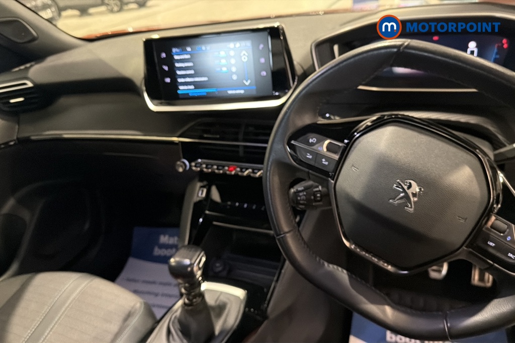 Peugeot 2008 Allure Premium-Plus Manual Petrol SUV - Stock Number (1674749) - 1st supplementary image