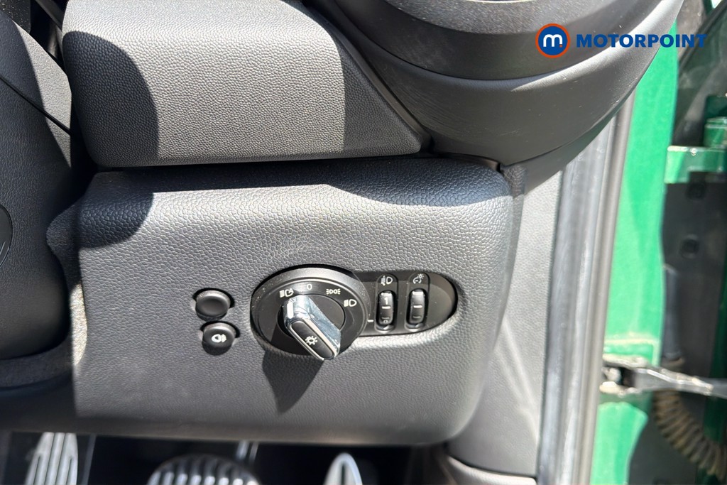 Mini Hatchback Cooper Sport Automatic Petrol Hatchback - Stock Number (1675376) - 18th supplementary image