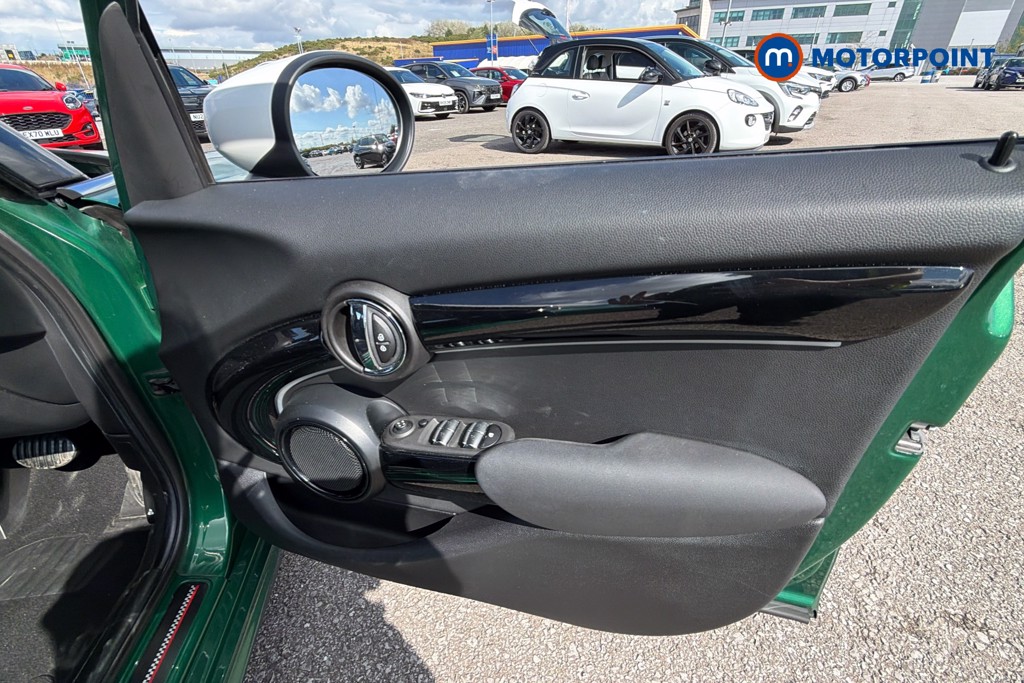 Mini Hatchback Cooper Sport Automatic Petrol Hatchback - Stock Number (1675376) - 19th supplementary image