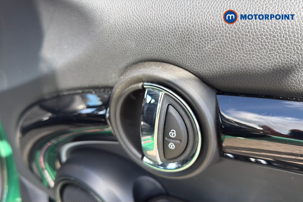 Mini Hatchback Cooper Sport Automatic Petrol Hatchback - Stock Number (1675376) - 42nd supplementary image