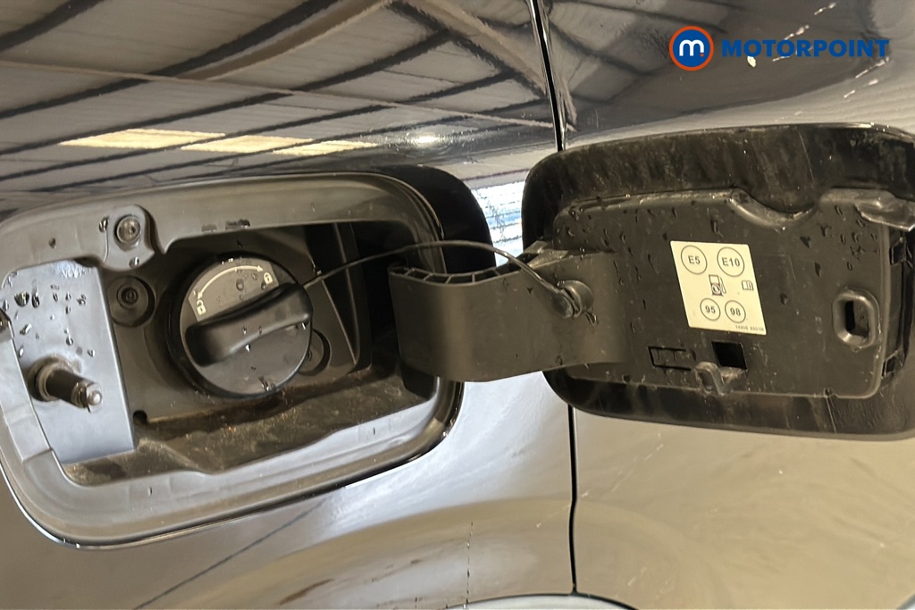 Renault Arkana Engineered Automatic Petrol-Electric Hybrid SUV - Stock Number (1675506) - 41st supplementary image