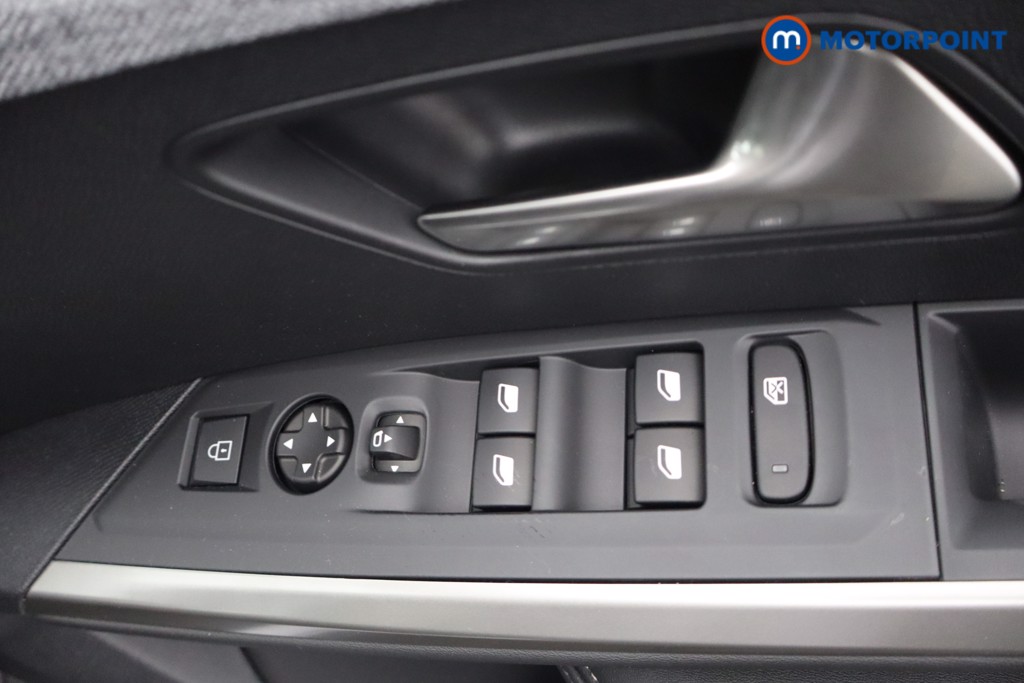 Peugeot 5008 Allure Premium Automatic Petrol SUV - Stock Number (1675604) - 12th supplementary image