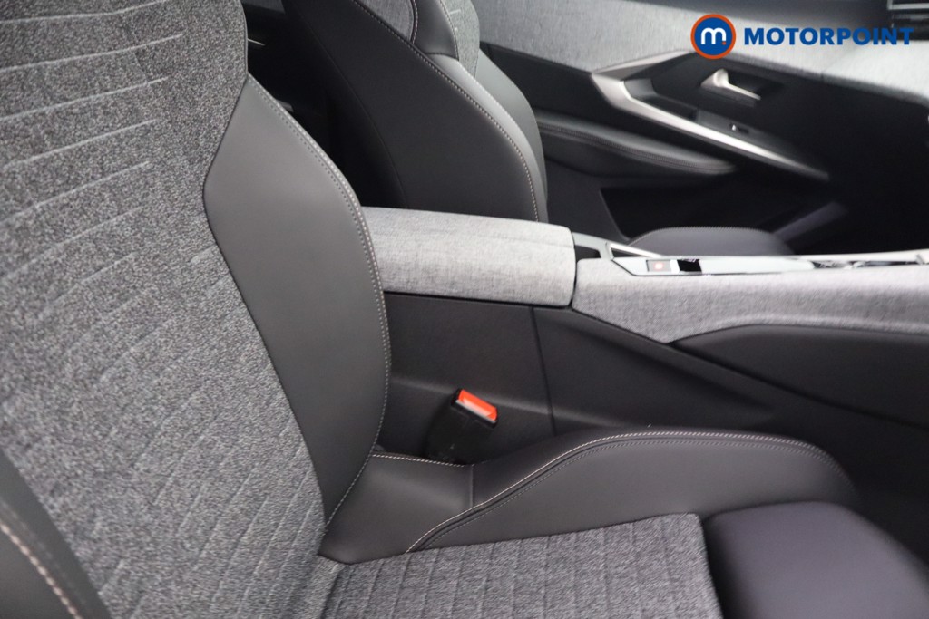 Peugeot 5008 Allure Premium Automatic Petrol SUV - Stock Number (1675604) - 13th supplementary image