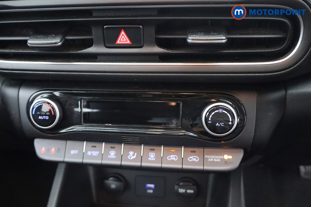 Hyundai Kona Se Connect Automatic Petrol-Electric Hybrid SUV - Stock Number (1637141) - 3rd supplementary image