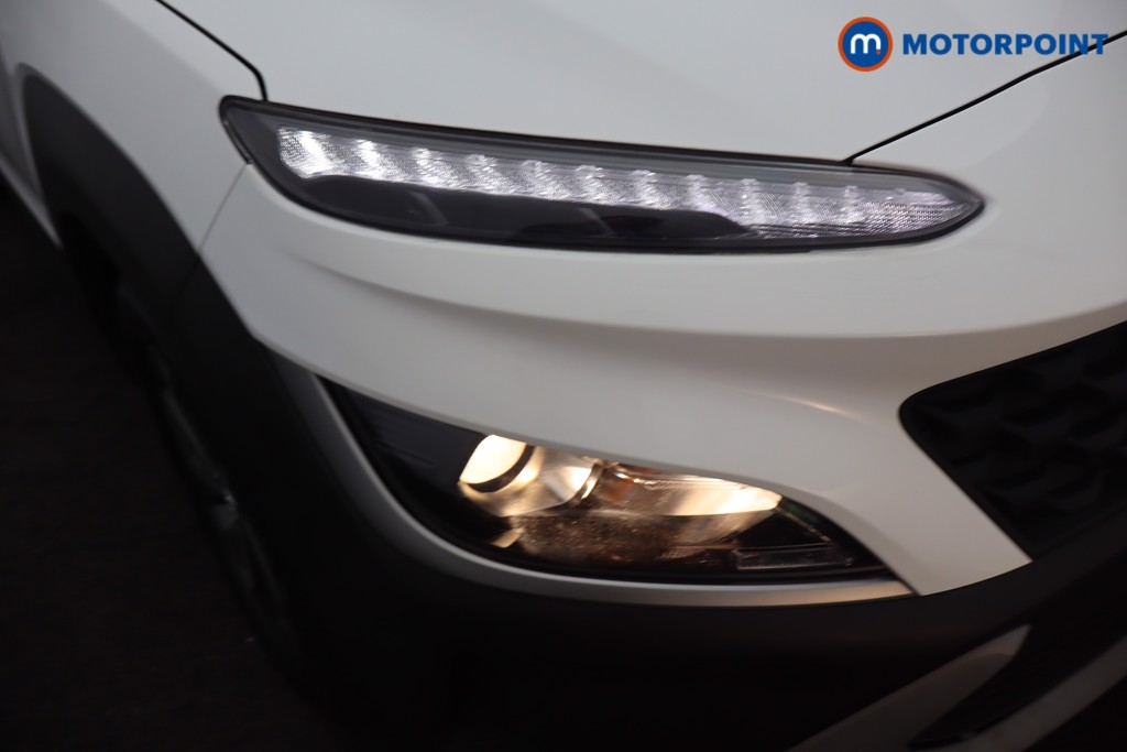 Hyundai Kona Se Connect Automatic Petrol-Electric Hybrid SUV - Stock Number (1637141) - 17th supplementary image