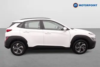 Hyundai Kona Se Connect Automatic Petrol-Electric Hybrid SUV - Stock Number (1637141) - Drivers side