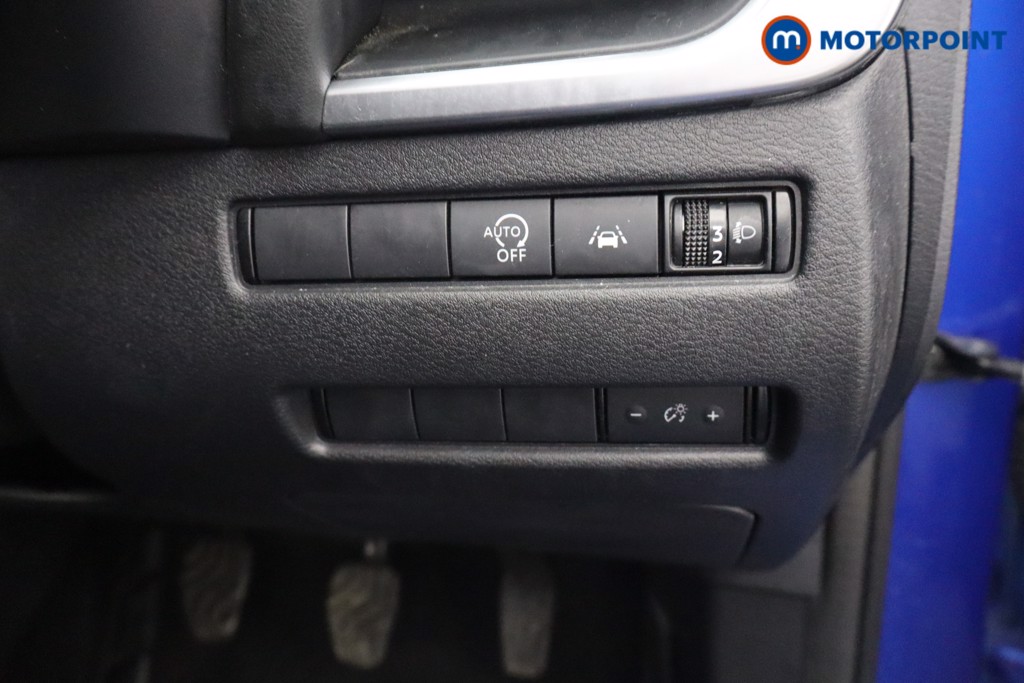 Nissan Qashqai Acenta Premium Manual Petrol SUV - Stock Number (1651480) - 11th supplementary image