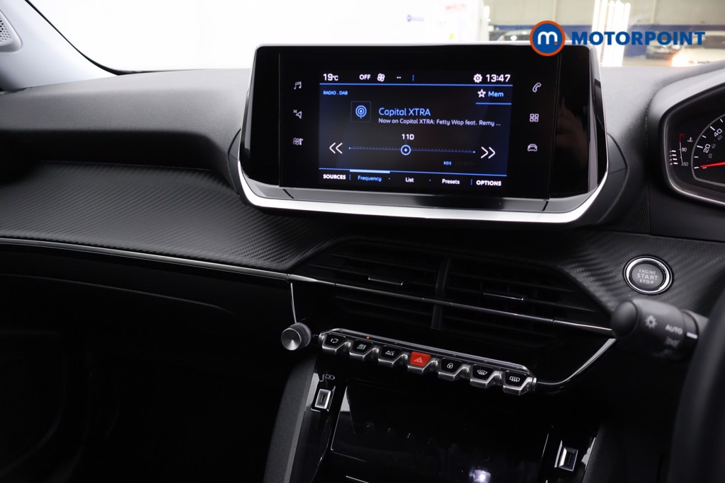 Peugeot 2008 Allure Manual Petrol SUV - Stock Number (1653998) - 11th supplementary image