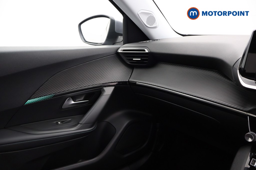 Peugeot 2008 Allure Manual Petrol SUV - Stock Number (1653998) - 16th supplementary image