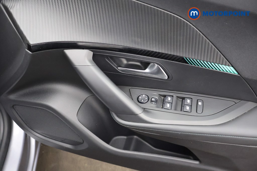 Peugeot 2008 Allure Manual Petrol SUV - Stock Number (1653998) - 21st supplementary image